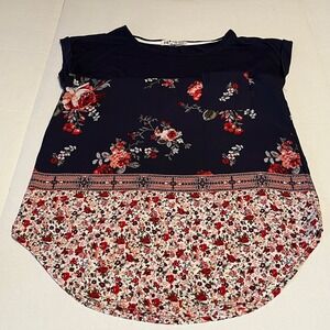 Jolt navy blue & floral blouse short sleeve front pocket size small S‎